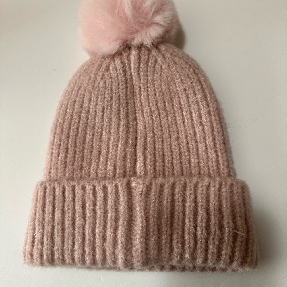 Steve Madden Pom Pom winter hat light pink with gems NWOT - Picture 4 of 5